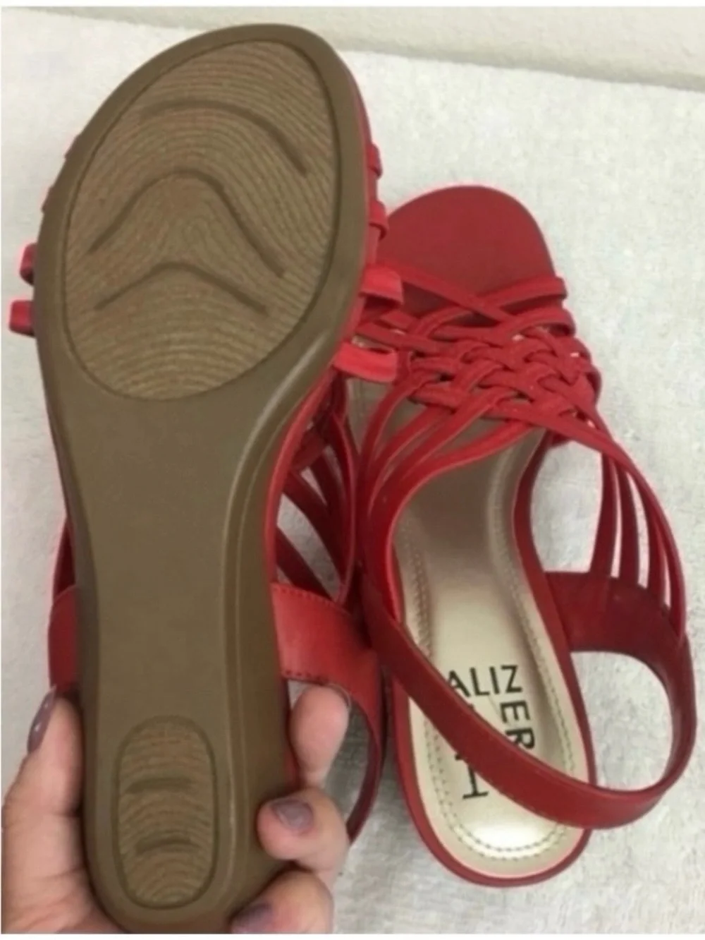 NWT New Naturalizer Women's Red Strappy Mini Wedge Open Toe Sandal Size 6.5 Boho